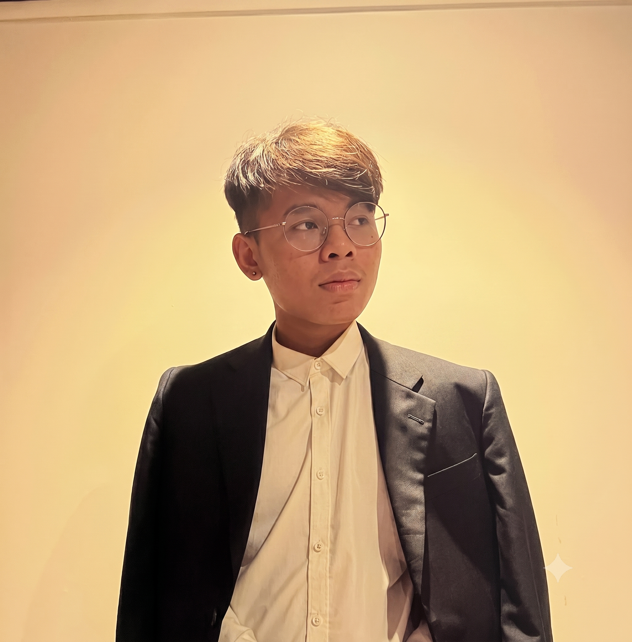 Chen Sakkol portrait